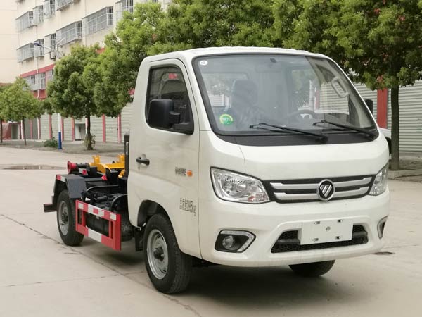 程力威牌CLW5031ZXXB6型车厢可卸式垃圾车